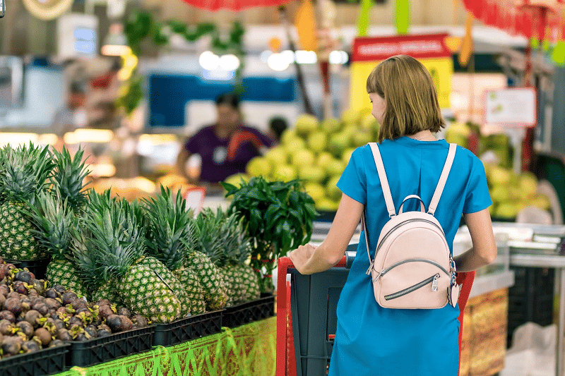 grocery shop Grocery shopper behaviour in the age of Covid-19: Range starts to overtake price as key priority