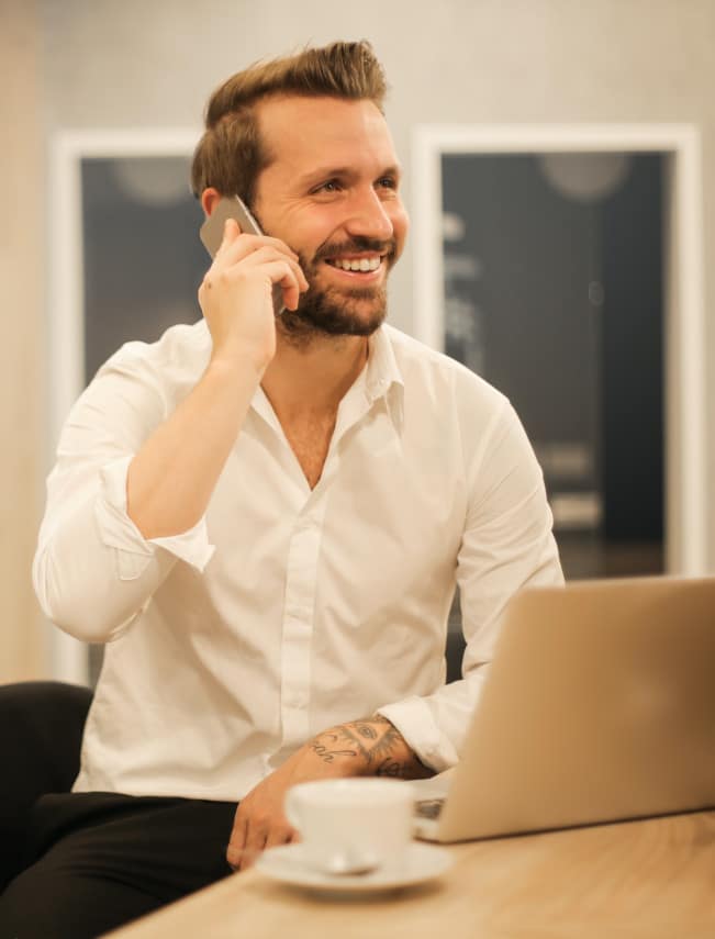 marketing director dee bruce-mars-8YG31Xn4dSw-unsplash